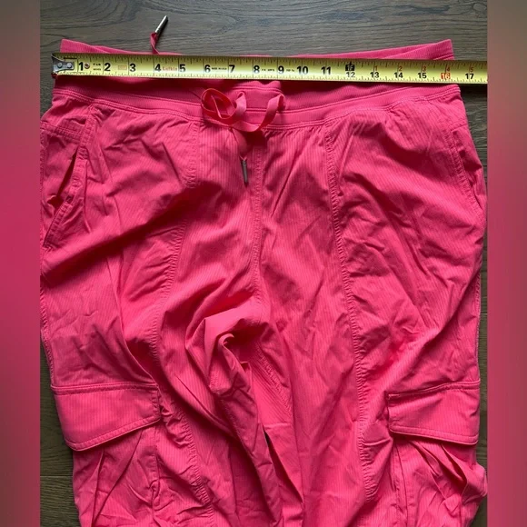 Lululemon Dance Studio Relaxed-Fit Mid-Rise Cargo Joggers Sakura Pink Size Large - Picture 9 of 15